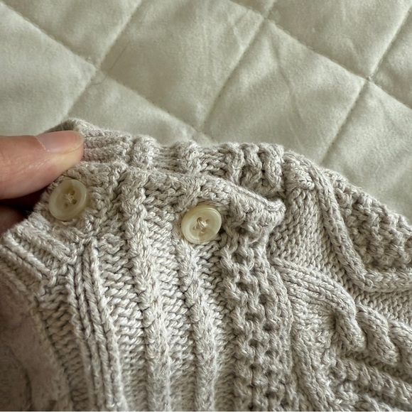 Baby Gap Cable Knit Sweater - Picture 5 of 6
